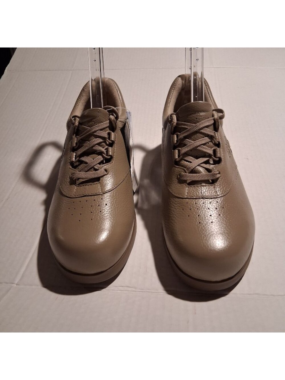 Brown Leather Lace-Up Shoes w/Dri-Lex Moisture Management Technology-SIZE: 7.5W